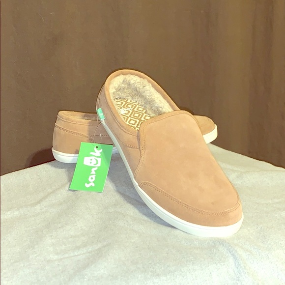 sanuk suede shoes